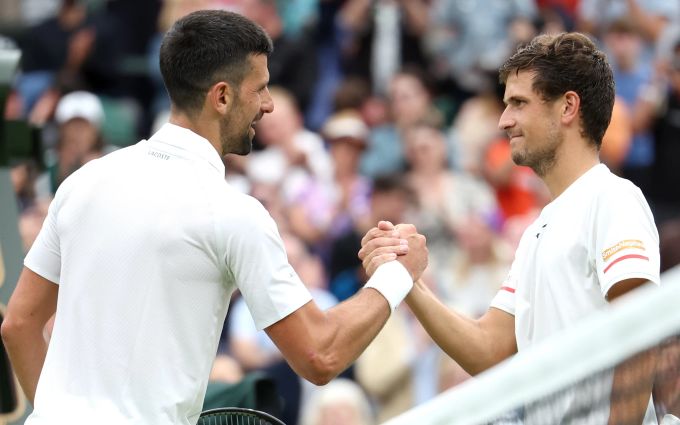 Novak Djokovic lässt Vit Kopriva keine Chance. Wimbledon Novak Djokovic