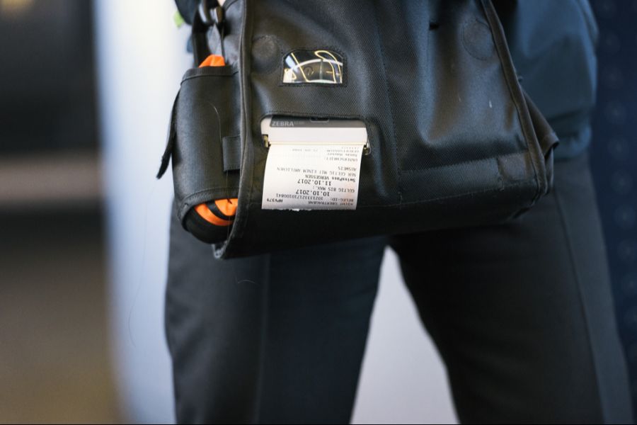 Die Frau erhielt eine 110-Euro-Busse. (Symbolbild)