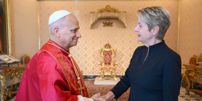 Papst Leo XIV und Karin Keller-Sutter