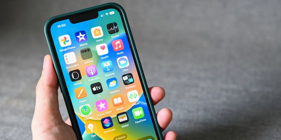 iphone apple