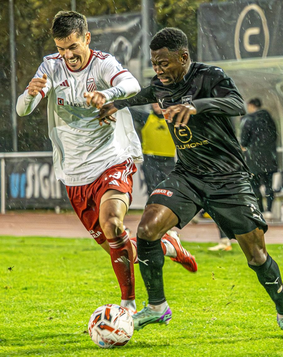 Am Ende setzte sich der FC Köniz mit 2:0 durch.