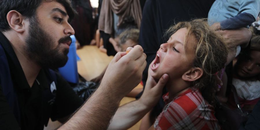 Für viele Familien ist es wegen anhaltender Kämpfe gefährlich, zu den Impfzentren zu gehen