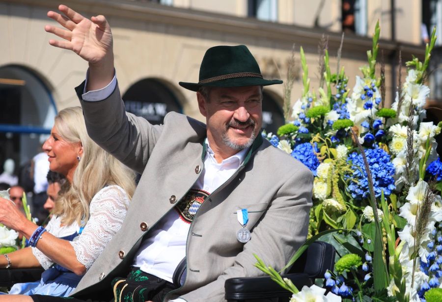 Bayerns Ministerpräsident Markus Söder liess sich den Wiesn-Besuch natürlich auch nicht nehmen.