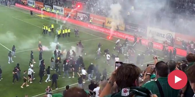 Pyro-Gefechte - Heftige Fan-Krawalle überschatten das Wiener Derby