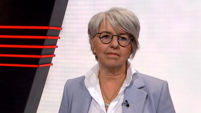 Bundesrätin Elisabeth Baume-Schneider in der «Arena». EBS