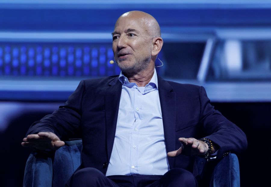 Die reichsten zehn Prozent der Menschen sind ungleich über die Erde verteilt. 60 Prozent von ihnen leben in den USA und in der EU. Abgebildet: Amazon-Gründer Jeff Bezos.