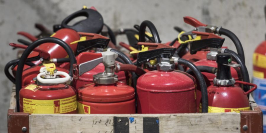 Alte Feuerlöscher sind zu einem Symbol für Altlasten geworden. (Archivbild)