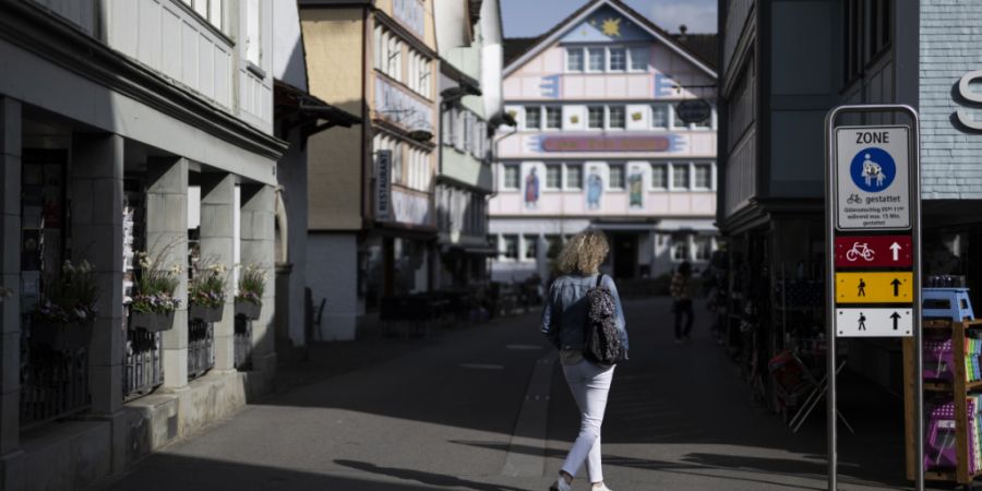 Der Fachbereich Erbschaft im Volkswirtschaftsdepartement in Appenzell und das Erbschaftsamt Oberegg AI werden künftig keine Nachlassabwicklungen mehr übernehmen. Im Bild zu sehen ist ...