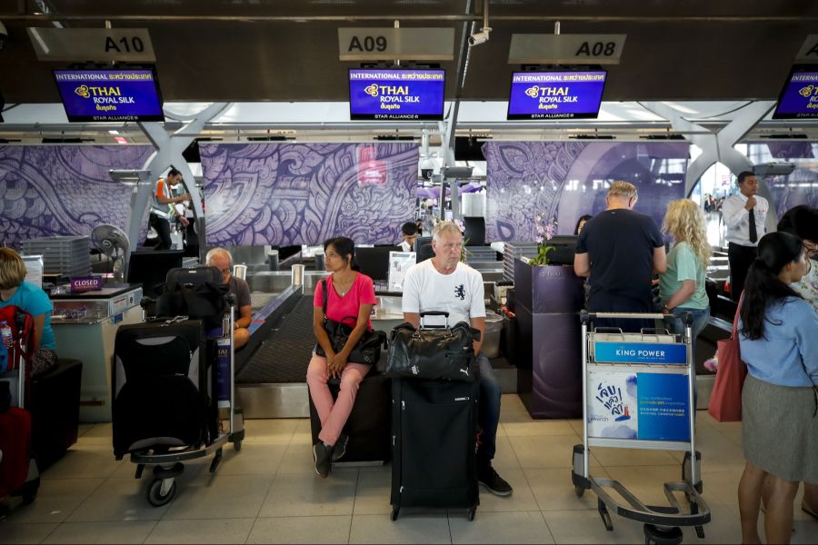 Viele Schweizer Touris zieht es in die Ferne, etwa in tropische Regionen Afrikas und Südostasiens.