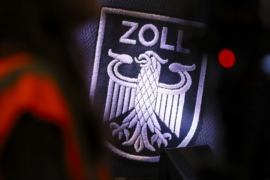 Eine App soll Einkaufstouristen und Zollbeamten das Leben einfacher machen.