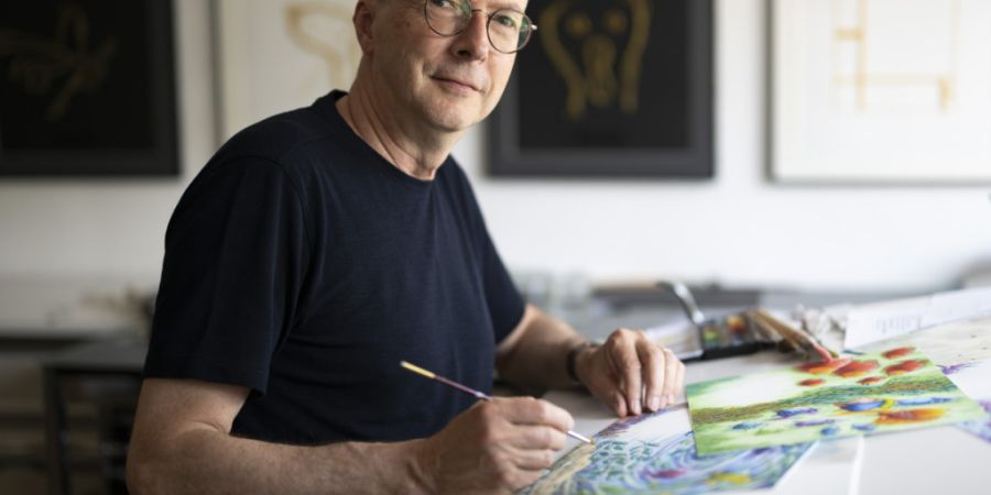 Der Bilderbuchautor und Illustrator Marcus Pfister hat 1992 mit «Der Regenbogenfisch» einen Kinderhit gelandet. Den Filmemachern bei der Augsburger Puppenkiste vertraut er seine Geschic...