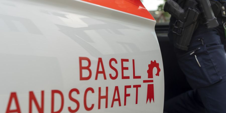Und wieder ein Einbruch in eine Schweizer Garage: Diesmal konnte die Polizei den mutmasslichen Einbrecher mit französischem Pass in Laufen im Baselbiet fassen. (Archivbild)