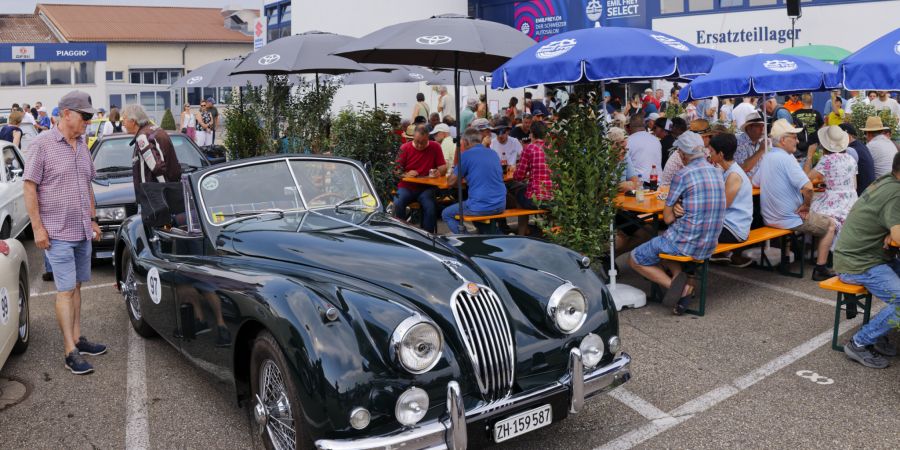 Am Oldtimer Grand Prix in Safenwil dieAutomobilgeschichte hautnah erleben