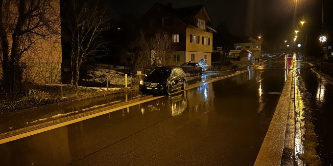 Unfallstelle in Engelburg. Unfallstelle in Engelburg.