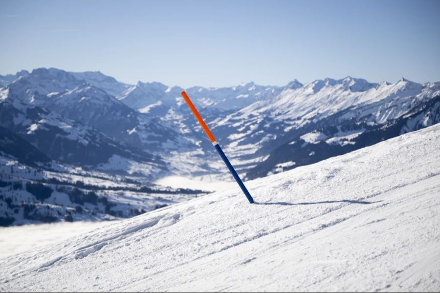 Die Schneefallgrenze sinkt von 1500 gegen 1000 Meter. (Bild vom Niederhorn)