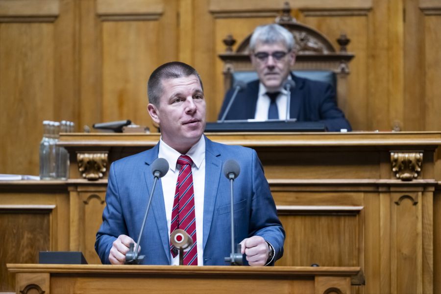 «Fair wäre aber, den Steuerabzug von 2500 Franken für alle einzuführen», sagt SVP-Nationalrat Erich Hess.