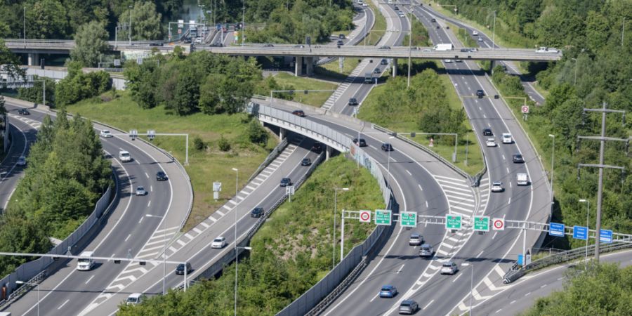 Das Autobahnprojekt «Bypass» soll den Orts- und den Transitverkehr der Autobahn A2 im Raum Luzern entflechten. Dagegen hat sich wegen des befürchteten Mehrverkehrs Widerstand formiert....