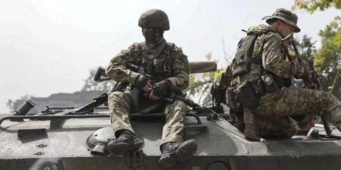 Im Ukraine-Krieg ist Kiew auf die Ausbildung seiner Truppen durch die Nato angewiesen. Ukraine-Krieg