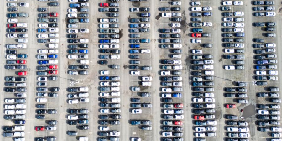 Die Wirtschaftskrise hinterlässt Spuren, vor allem in der deutschen Autobranche. (Symbolbild)