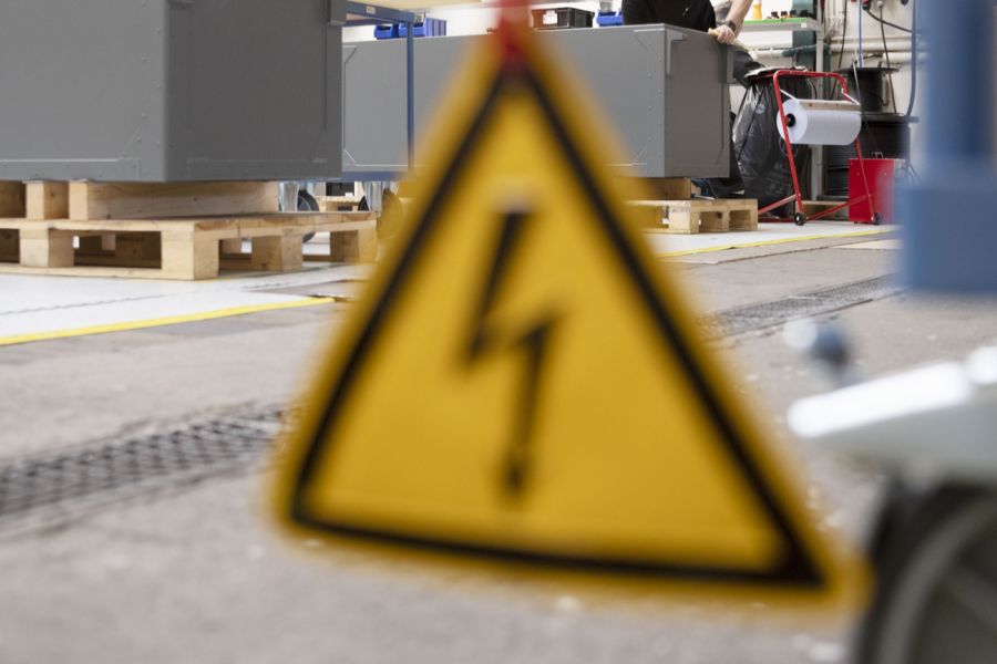 Ihre Strafe begründete die Firma mit der hohen Brandgefahr durch Batterien auf Deponien.