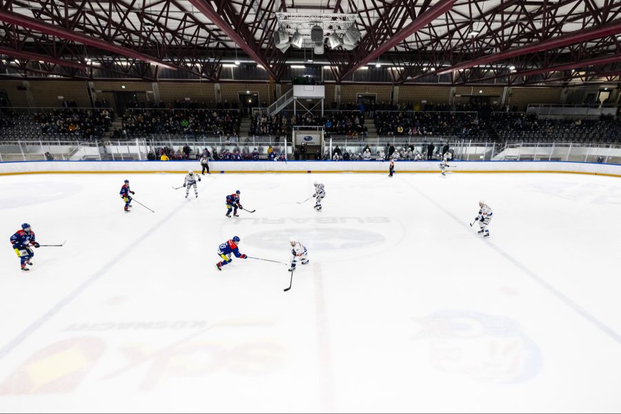 Einige Clubs der Swiss League wie hier die GCK Lions spielen oft vor praktische leeren Zuschauerrängen.