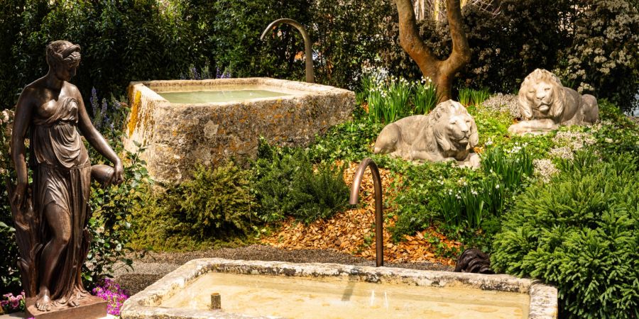 «Erlebe Geschichte und Natur – Der historische Badebrunnen»: Die Sager Brunnen & Skulpturen AG wurde 2025 an der Giardina ausgezeichnet.