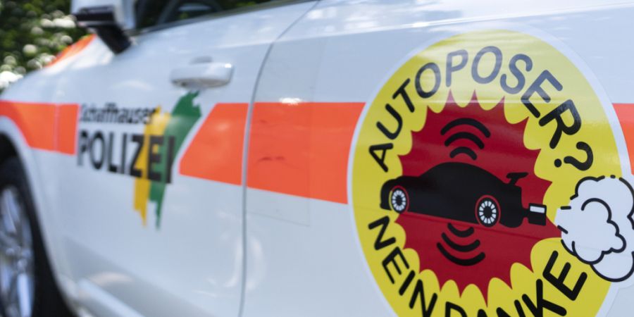 Auf dem Parkplatz eines Schaffhauser Einkaufszentrum ist ein Fussgänger angefahren worden. Er musste ins Spital gebracht werden. (Symbolbild)