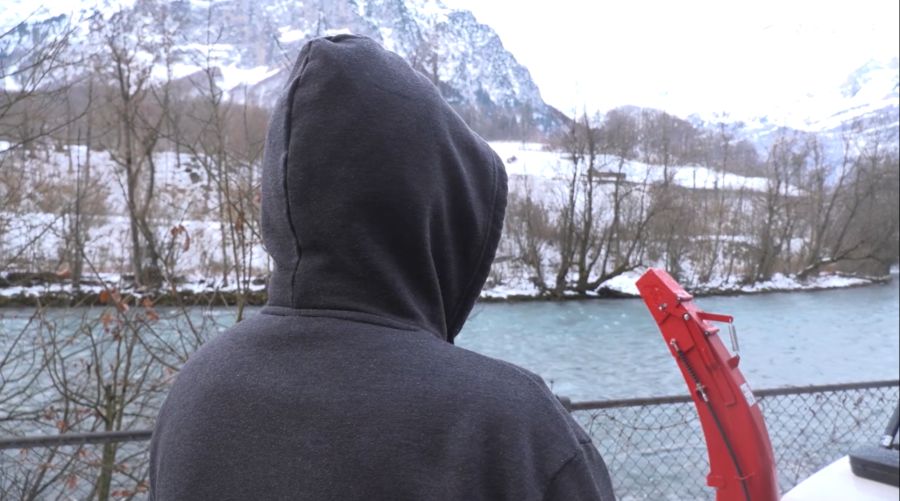 Ein Anwohner will nicht mehr länger zuschauen. Er spricht anonym mit Nau.ch-Reporter Nico Leuthold.