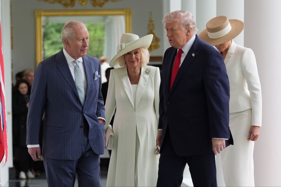 Gemeinsam mit Gattin Camilla traf Charles am Montag in Washington ein.