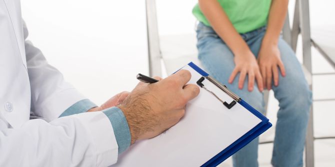 Kinderarzt Schule Arzt