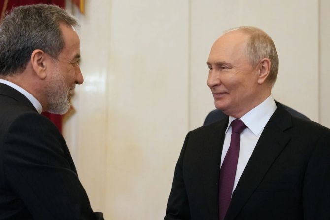 irans aussenminister putin