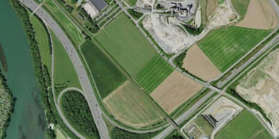 Auf der grünen Wiese in Wettingen AG könnte der Hauptsitz von Hitachi Energy angesiedelt werden.