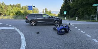 Buchs AG - Motorradfahrer (20) bei Kollision verletzt