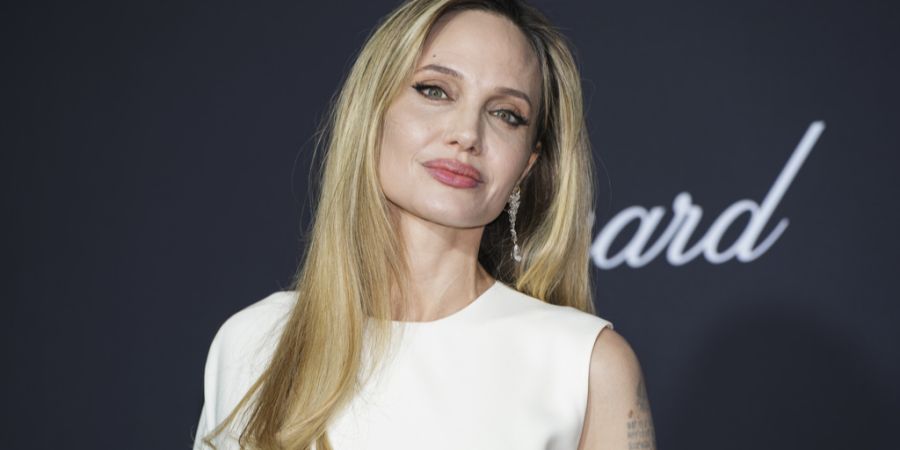 angelina jolie