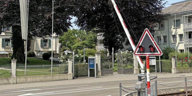 Kollision mit Bahnschranke