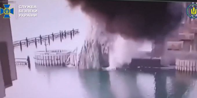 Hier soll der Sprengstoffanschlag des ukrainischen Geheimdienstes zu sehen sein. Ukraine Krim SUB
