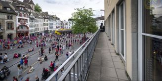 «Zustand stabil» - FCB-Fan verliert bei Zug-Unglück ein Bein «Zustand stabil» - FCB-Fan verliert bei Zug-Unglück ein Bein