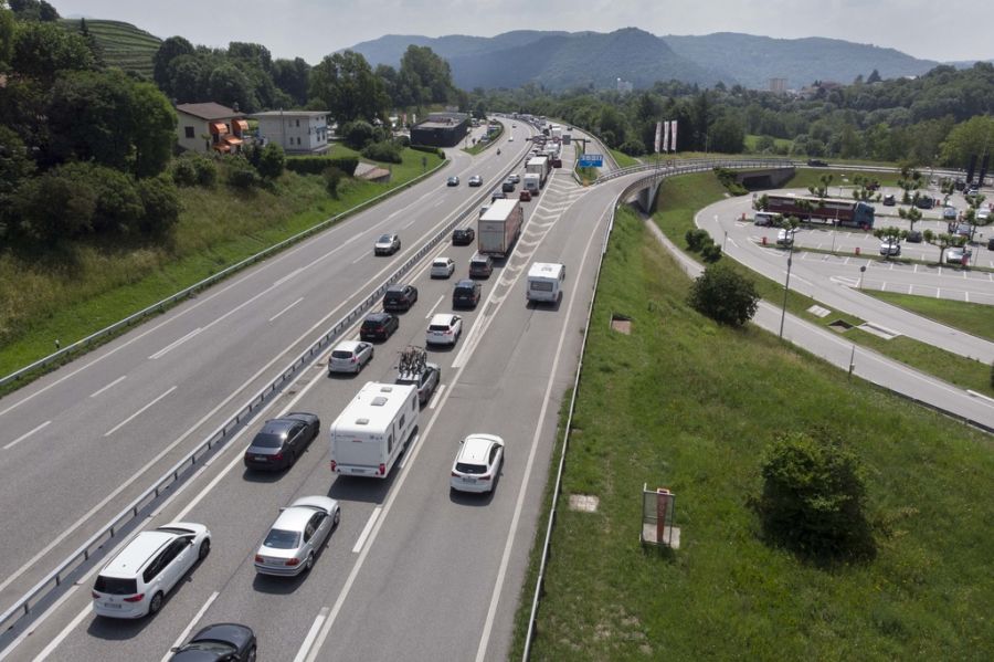 autobahn flugzeug