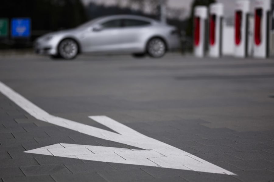 E-Autos werden schon genug gefördert, findet Motionär Candinas jedoch.