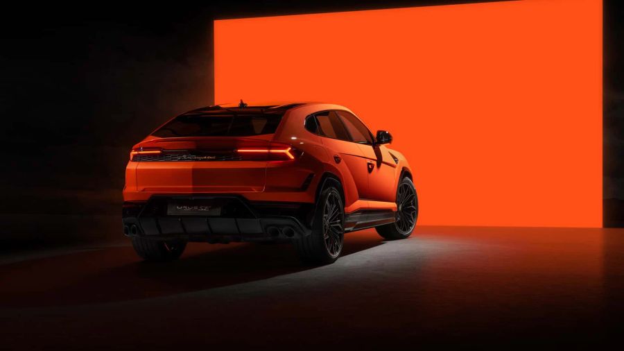 2024 Lamborghini Urus SE