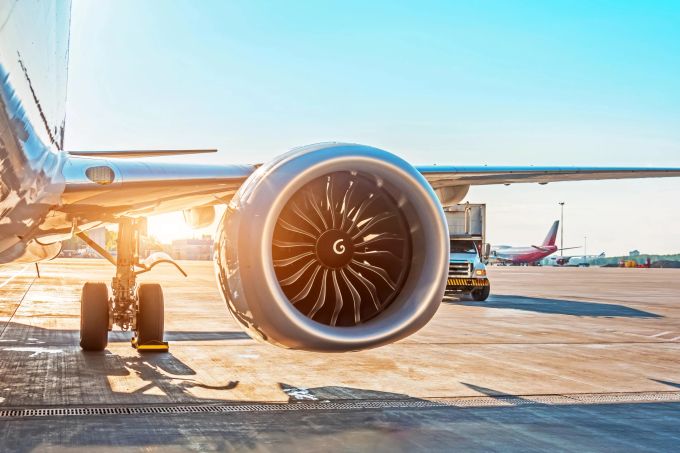 Flugzeugtriebwerke müssen besonders hitzebeständig sein. Auch da hilft Nickel. Rohstoffe