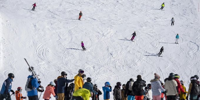 Die Schweizer Tourismusbranche zieht nach der Wintersaison 2023/2024 eine positive Bilanz. (Archivbild) Die Schweizer Tourismusbranche zieht nach der Wintersaison 2023/2024 eine positive Bilanz. (Archivbild)