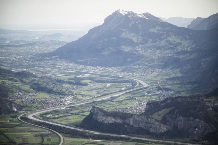 Das hauptsächlich, weil es bewölkt ist und Saharastaub über der Schweiz liegt. (Archivbild)