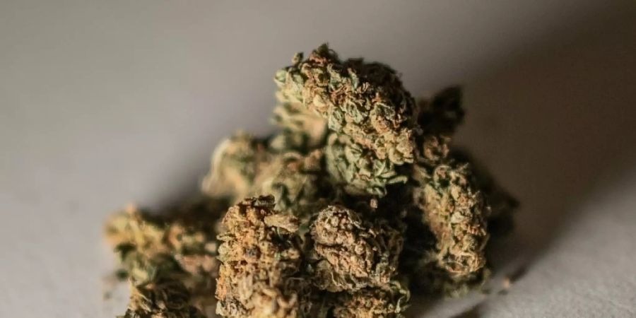 Franzose verkauft Wein mit Cannabisextrakt