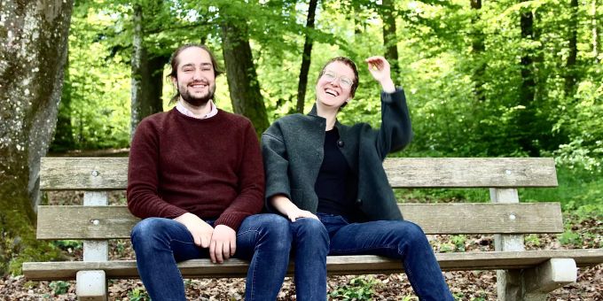 Anna Holm (r) und Noam Schaulin (l) treten im August aus dem Präsidium und Vize-Präsidium zurück. Holm und Schaulin