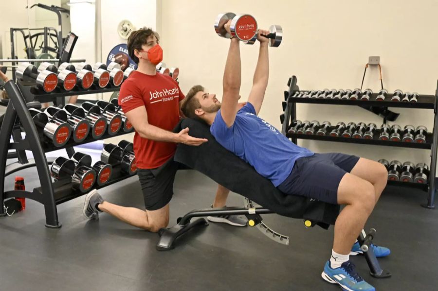 Im Zuge der weitreichenden Öffnungen in Österreich gehen auch die Fitnesscenter im Land wieder auf.