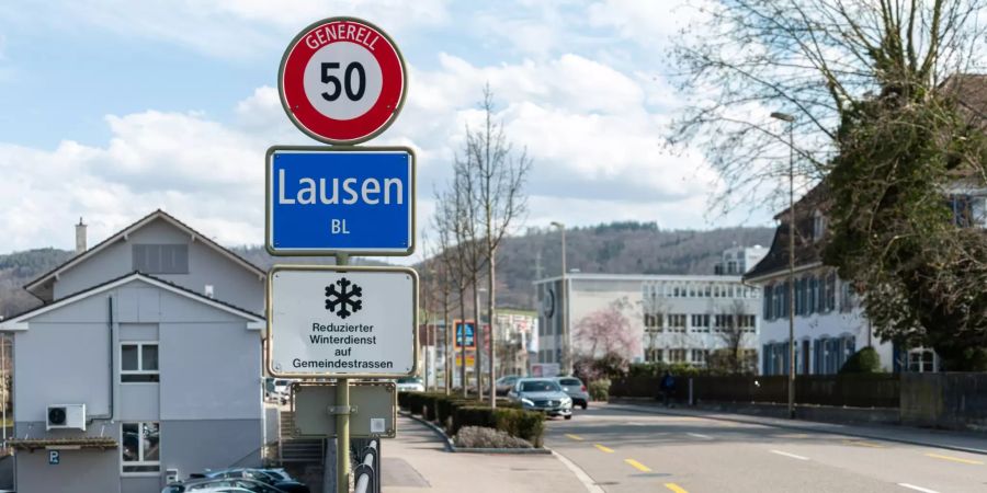 Ortsschild der Gemeinde Lausen im Bezirk Liestal.