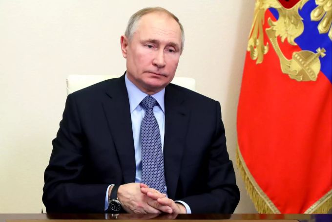 Wladimir Putin und der Kreml ignorieren die internationale Kritik zum Fall Nawalny. alexei anatoljewitsch nawalny