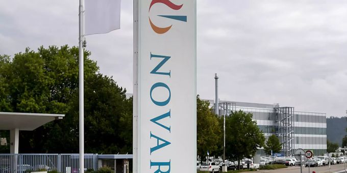 Novartis ist verhalten ins neue Jahr gestartet. Zu schaffen macht dem Pharmakonzern weiterhin das wegen Corona geänderte Patientenverhalten. Entsprechend vorsichtig gibt sich der Konzern auch beim Blick nach vorne. (Archivbild) Novartis