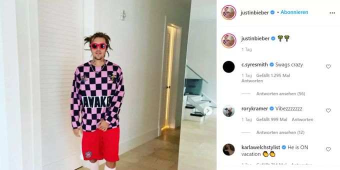 Justin Bieber zeigt sich mit Dreadlocks als neue Frisur. Justin Bieber